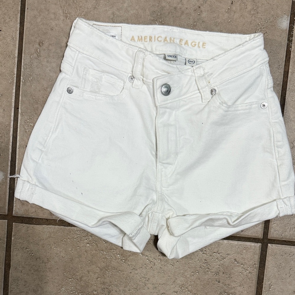 American Eagle Outfitters Women's Cream Jean Shorts